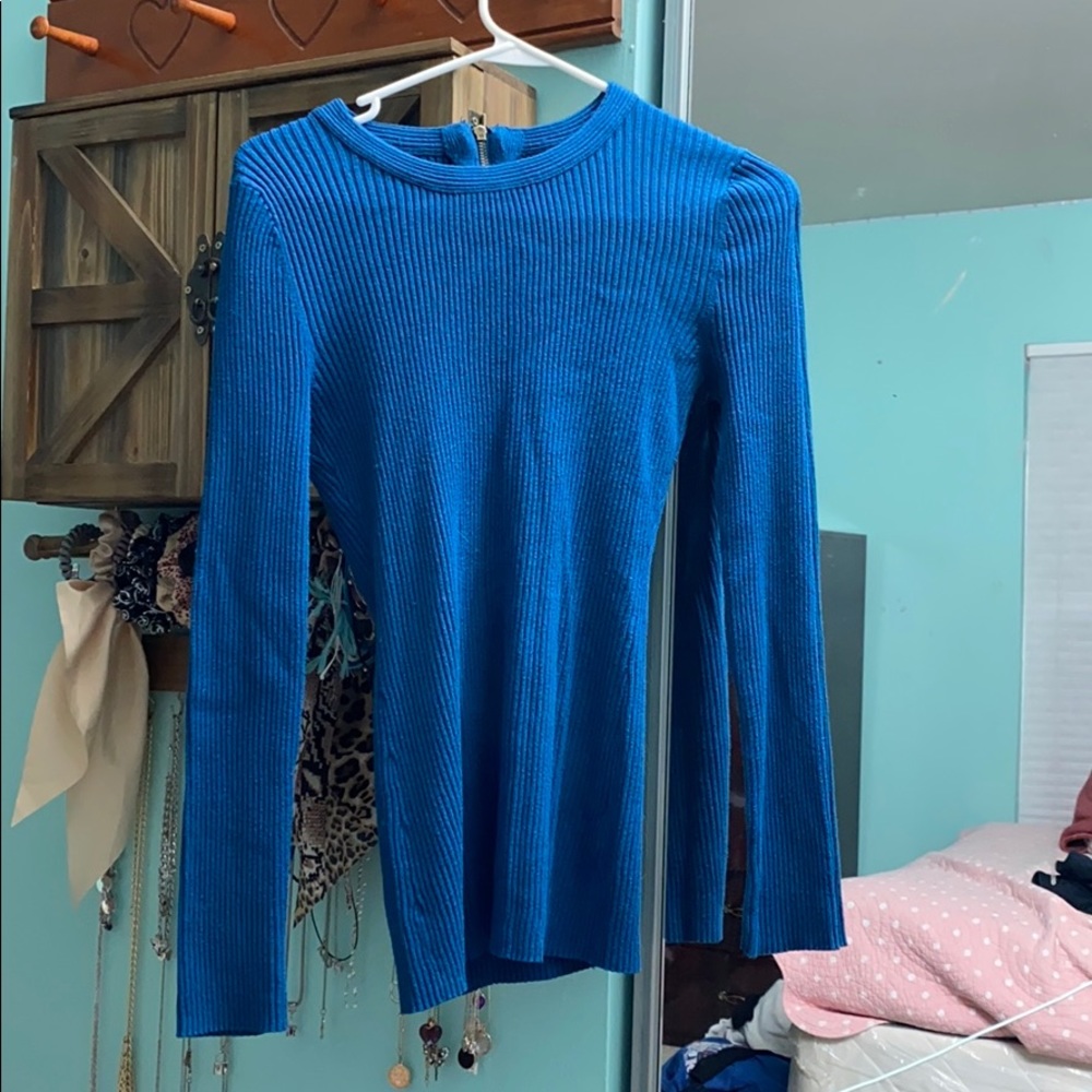 Long sleeve